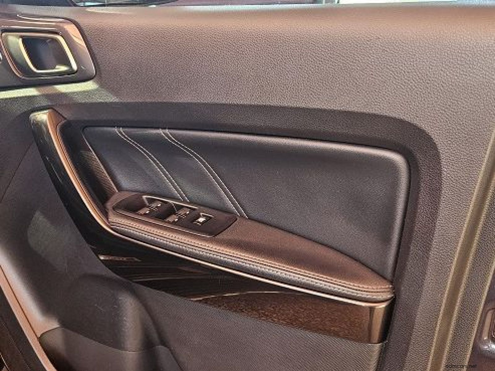 2020 Ford Everest Bi-Turbo Limited photo