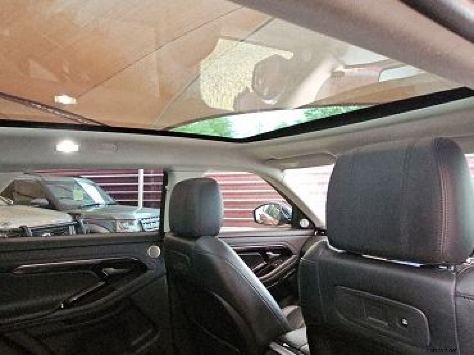 2019 Land Rover Range Rover Evoque SE P250 183kw photo