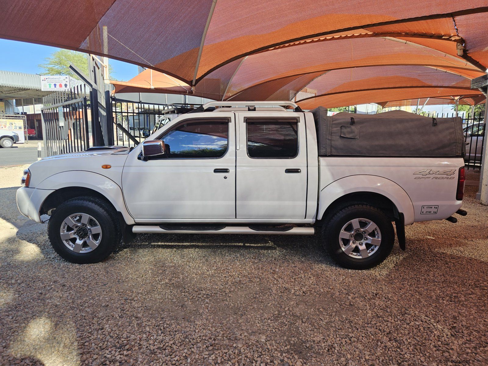 2016 Nissan NP300 2.5 TDI 4x4 photo