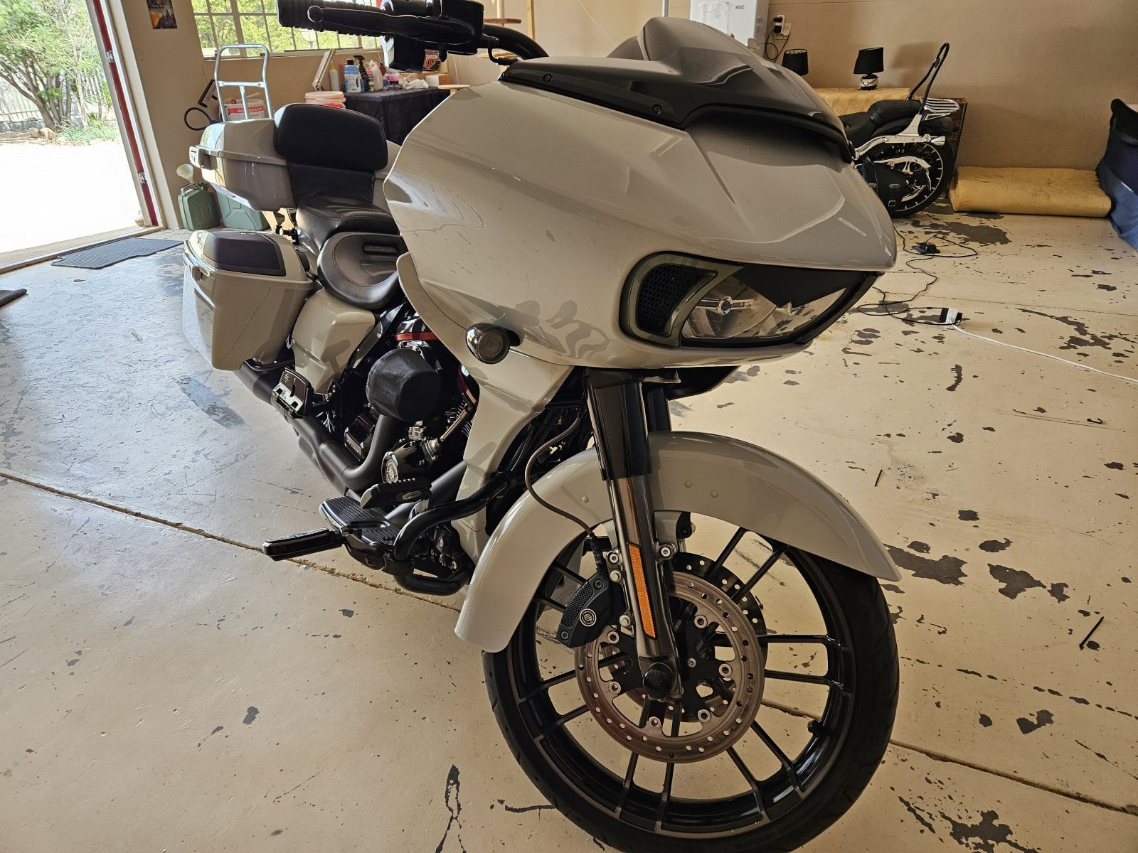 2021 Harley-Davidson Road Glide 117 CVO photo