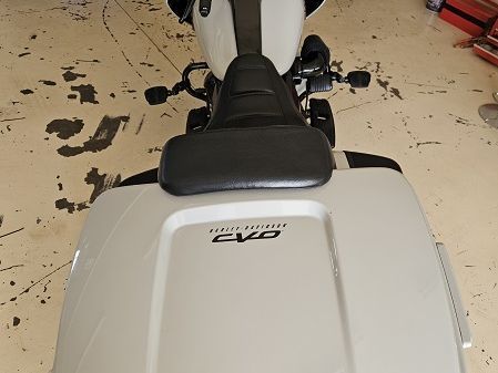 2021 Harley-Davidson Road Glide 117 CVO photo