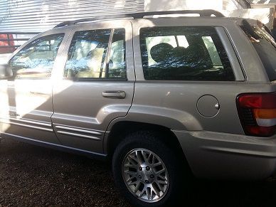 2002 Jeep Grand Cherokee V8 photo