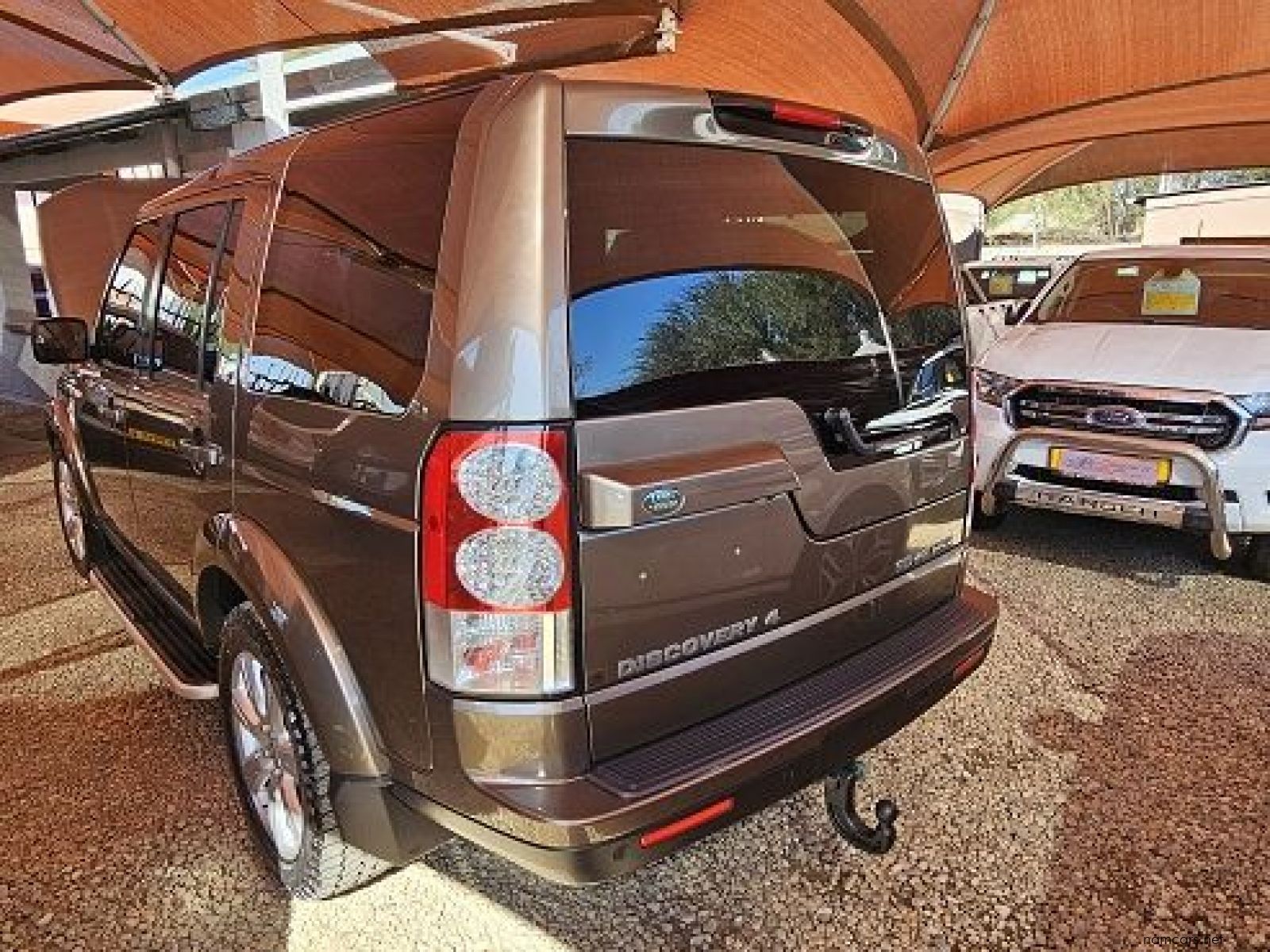 2013 Land Rover Discovery 4 HSE photo