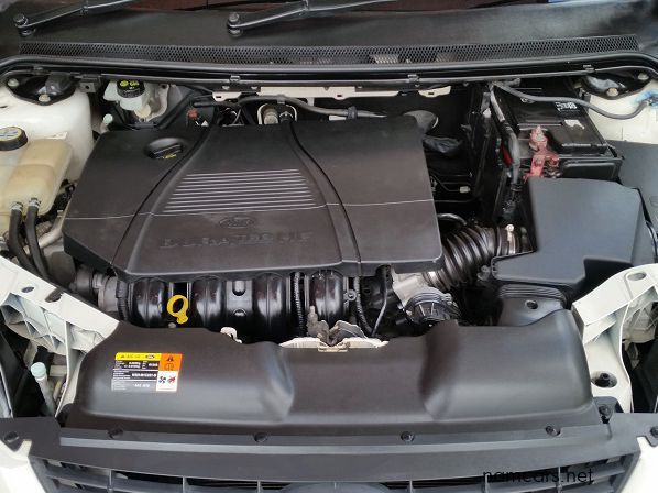 2009 Ford Focus photo
