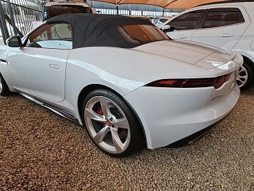 2018 Jaguar F-Type R-dynamic photo