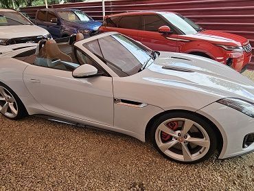 2018 Jaguar F-Type R-dynamic photo