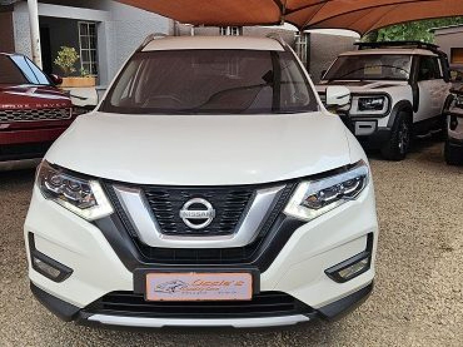 Nissan Xtrail Acenta CVT 4x4 in Namibia