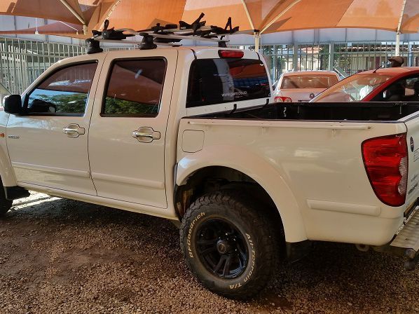 2013 GWM Steed 5 2.5 TCI photo