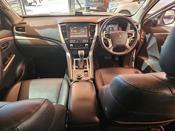 2020 Mitsubishi Pajero Sport Exceed 7 Seater 4x4 F/Lift photo