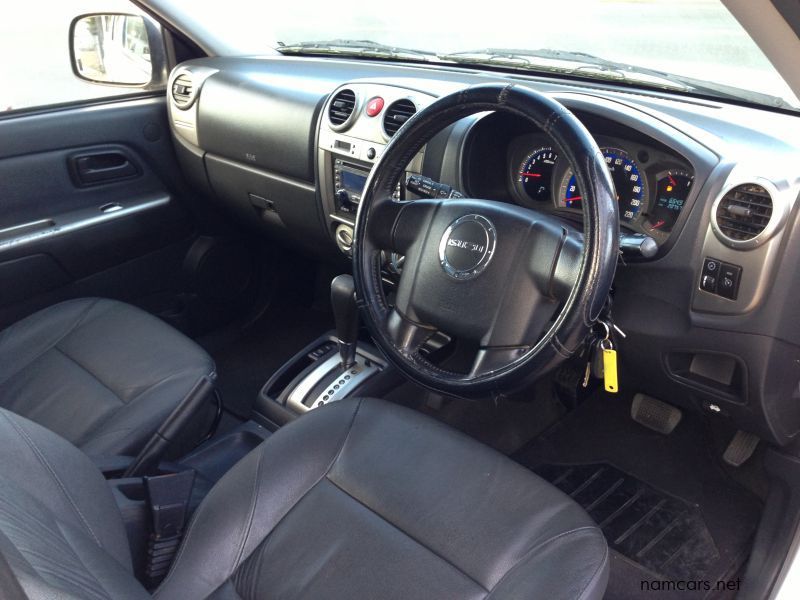 2008 Isuzu KB 360 LX photo