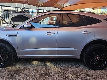 2018 Jaguar E- Pace D240 HSE R-Dynamic AWD photo