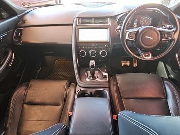 2018 Jaguar E- Pace D240 HSE R-Dynamic AWD photo