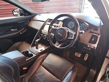 2018 Jaguar E- Pace D240 HSE R-Dynamic AWD photo