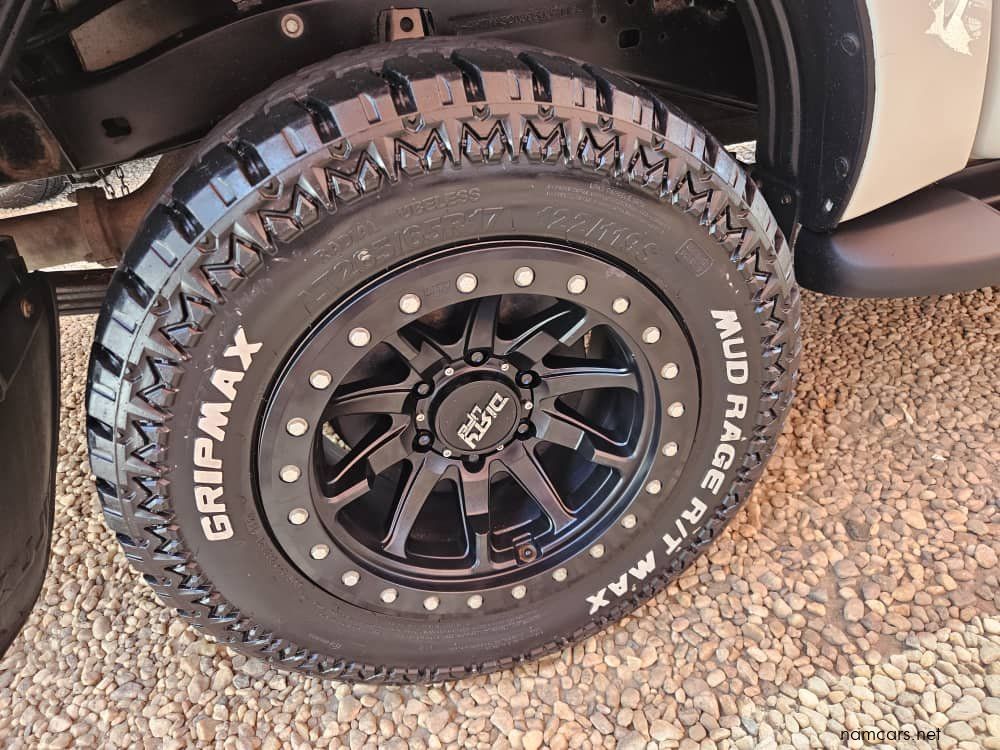 2020 Toyota Hilux Legend 50 photo