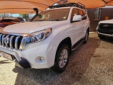 2016 Toyota Prado 3.0 VX 7 Seater photo
