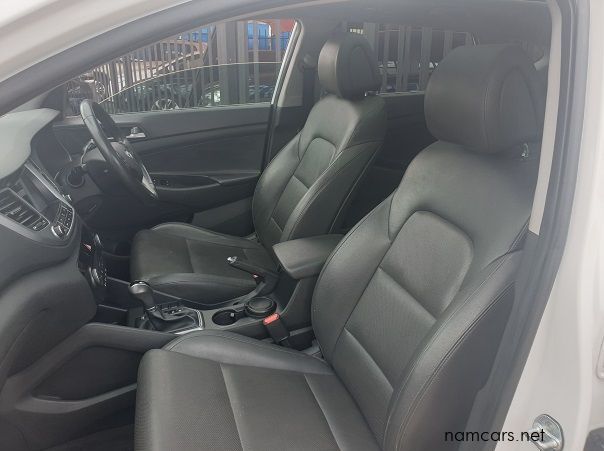 2017 Hyundai Tucson 2.0 CRDi Elite pictures