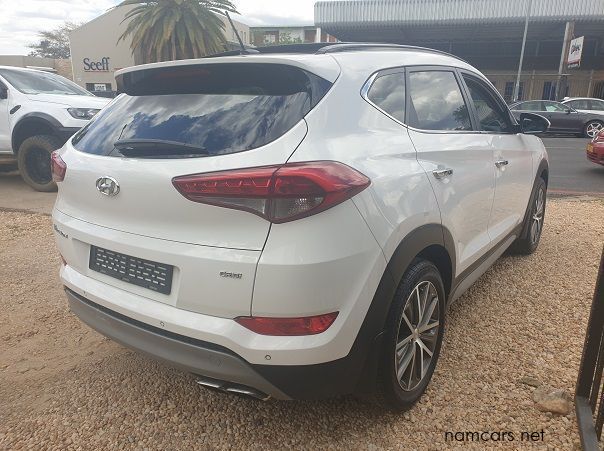 2017 Hyundai Tucson 2.0 CRDi Elite pictures