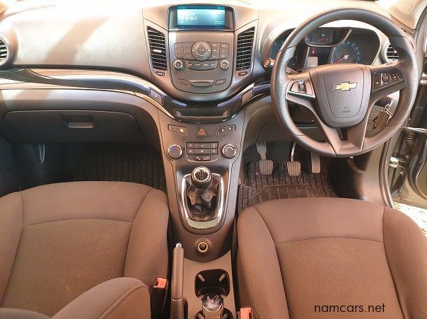 2011 Chevrolet Orlando 1.8 LS 7Seater pictures