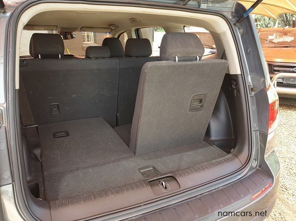 2011 Chevrolet Orlando 1.8 LS 7Seater pictures