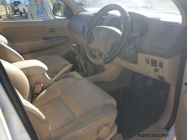 2009 Toyota Fortuner 4.0 V6 pictures