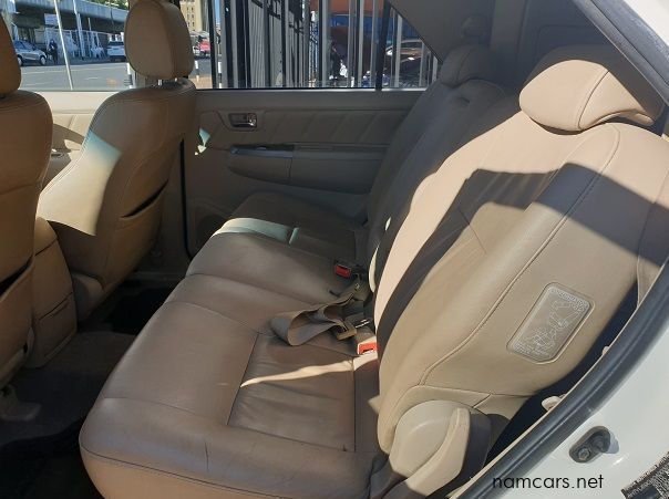 2009 Toyota Fortuner 4.0 V6 pictures