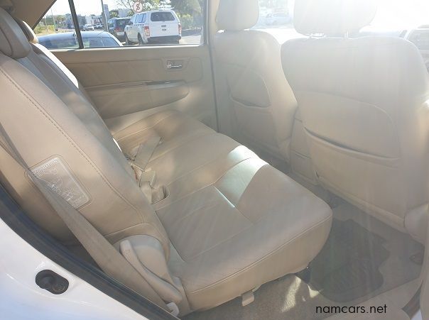 2009 Toyota Fortuner 4.0 V6 pictures