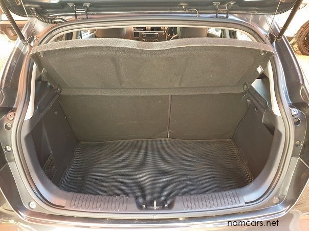 2014 Kia Rio TEC SX pictures