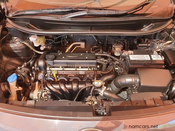 2014 Kia Rio TEC SX pictures