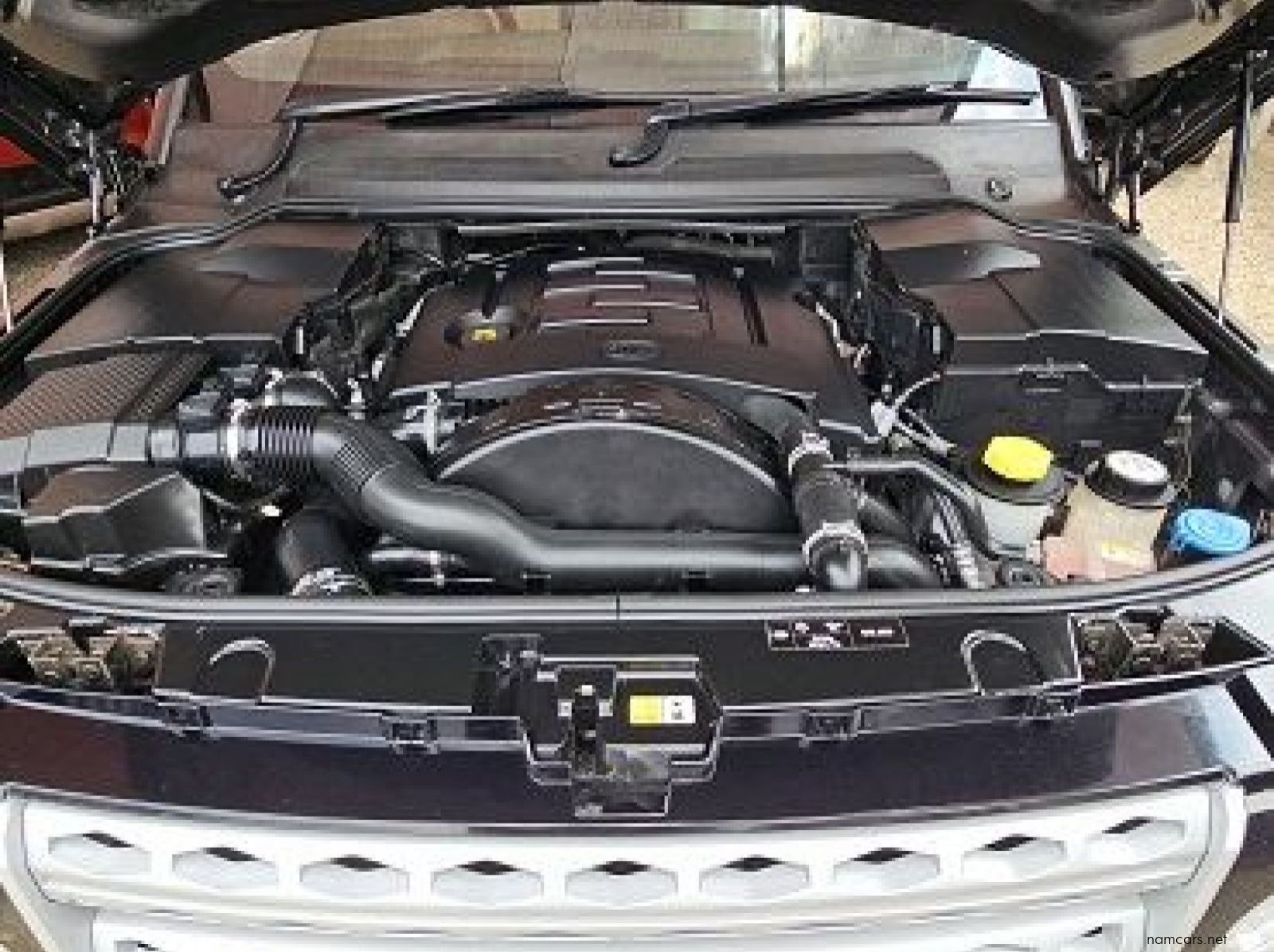 2015 Land Rover Discovery 4 HSE pictures