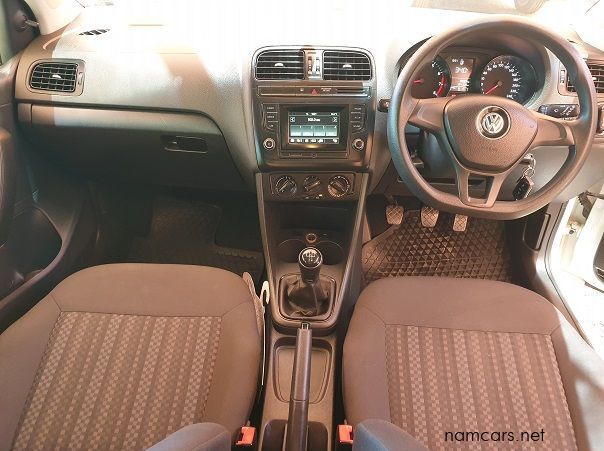 2016 Volkswagen Polo 1.2 TSI Trend pictures