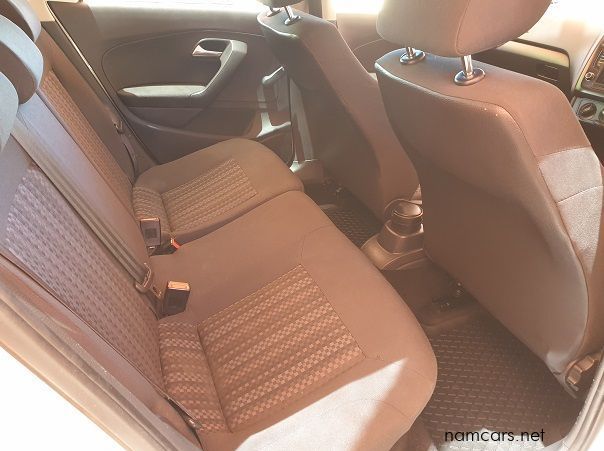 2016 Volkswagen Polo 1.2 TSI Trend pictures