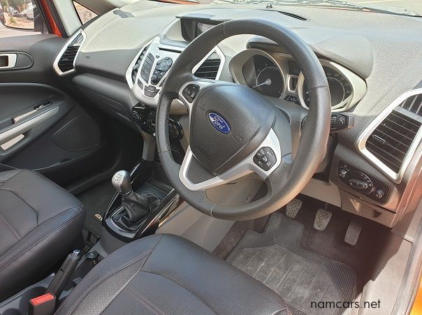 2016 Ford Ecosport  Titanuim pictures