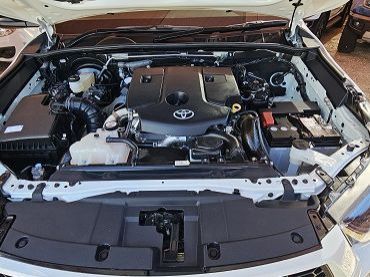 2025 Toyota Hilux Raider pictures