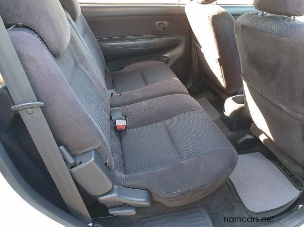 2011 Toyota Avanza 1.5 SX 7 Seater pictures