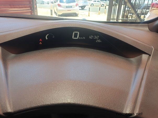 2014 Nissan Leaf Zero Emission pictures