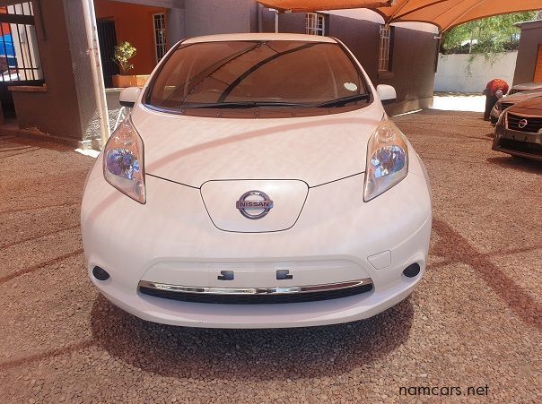 2014 Nissan Leaf Zero Emission pictures