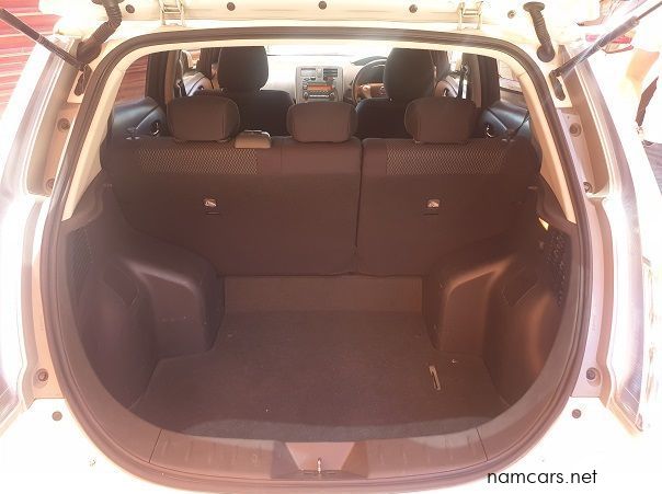 2014 Nissan Leaf Zero Emission pictures