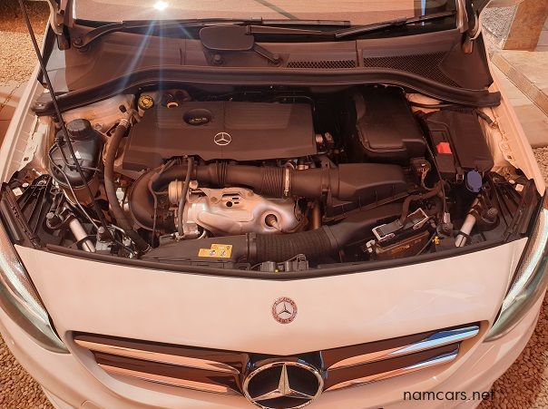 2017 Mercedes-Benz B250 AMG pictures