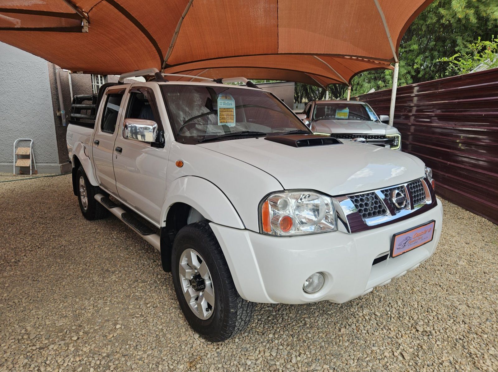 Used Nissan NP300 2.5 TDI 4x4 for sale in Windhoek, Namibia