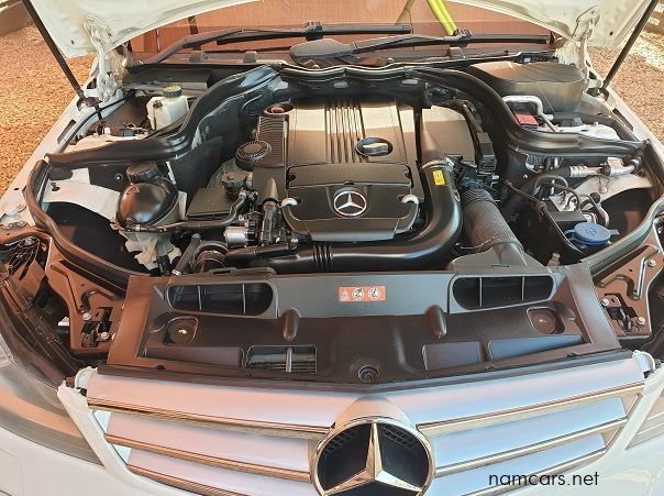 2011 Mercedes-Benz C250 CDI Coupe pictures