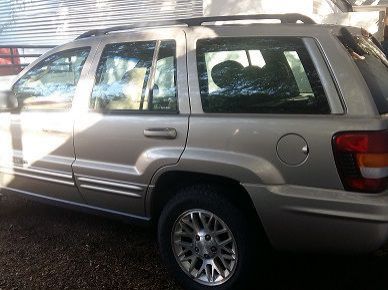 2002 Jeep Grand Cherokee V8 pictures