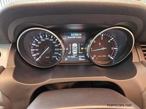 2014 Land Rover Range Rover Evoque Dynamic pictures