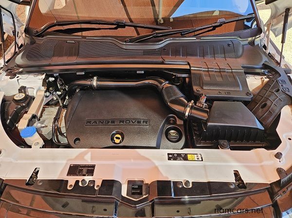 2014 Land Rover Range Rover Evoque Dynamic pictures