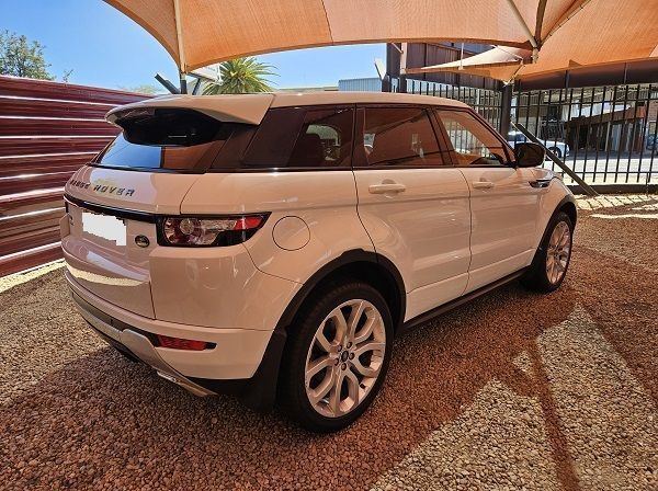 2014 Land Rover Range Rover Evoque Dynamic pictures