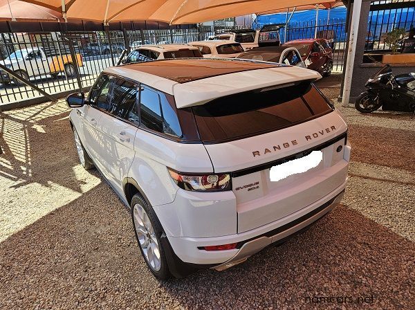2014 Land Rover Range Rover Evoque Dynamic pictures