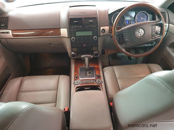 2009 Volkswagen Touareg 3.0 V6 TDI pictures