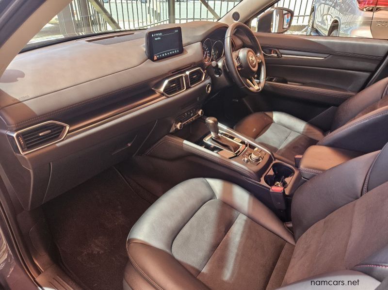 2022 Mazda CX-5 Carbon Edition pictures