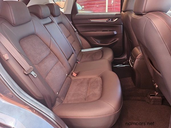 2022 Mazda CX-5 Carbon Edition pictures
