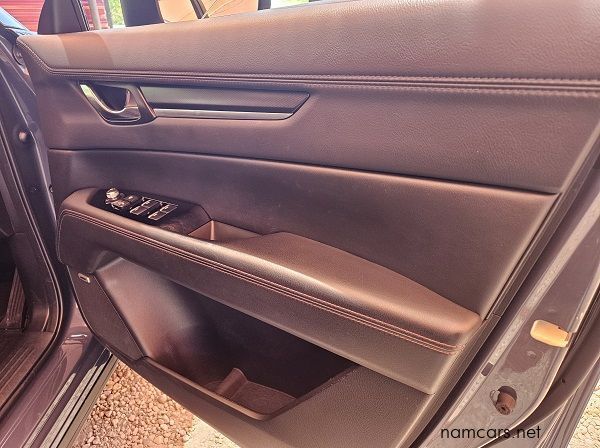 2022 Mazda CX-5 Carbon Edition pictures