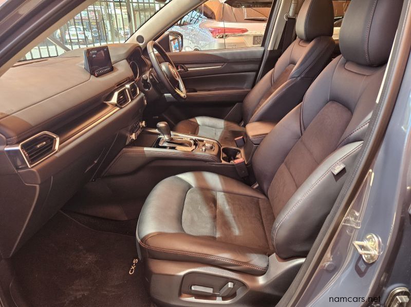 2022 Mazda CX-5 Carbon Edition pictures